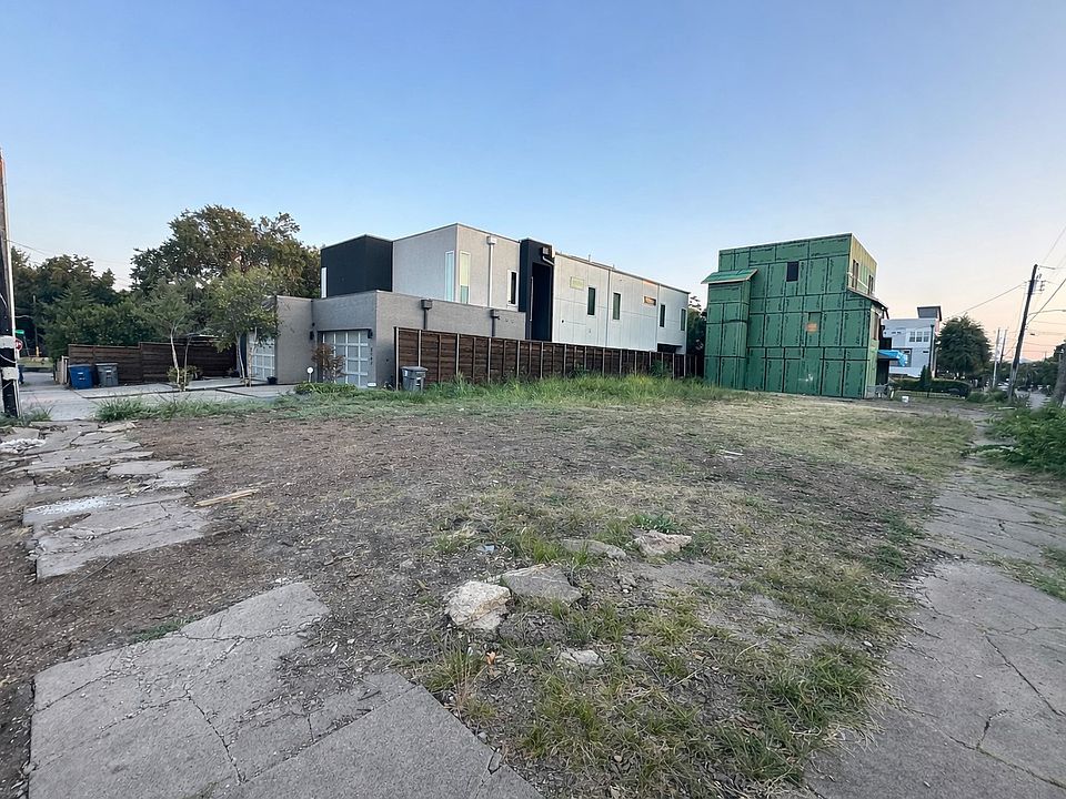 1st image of 2111 Annex Ave