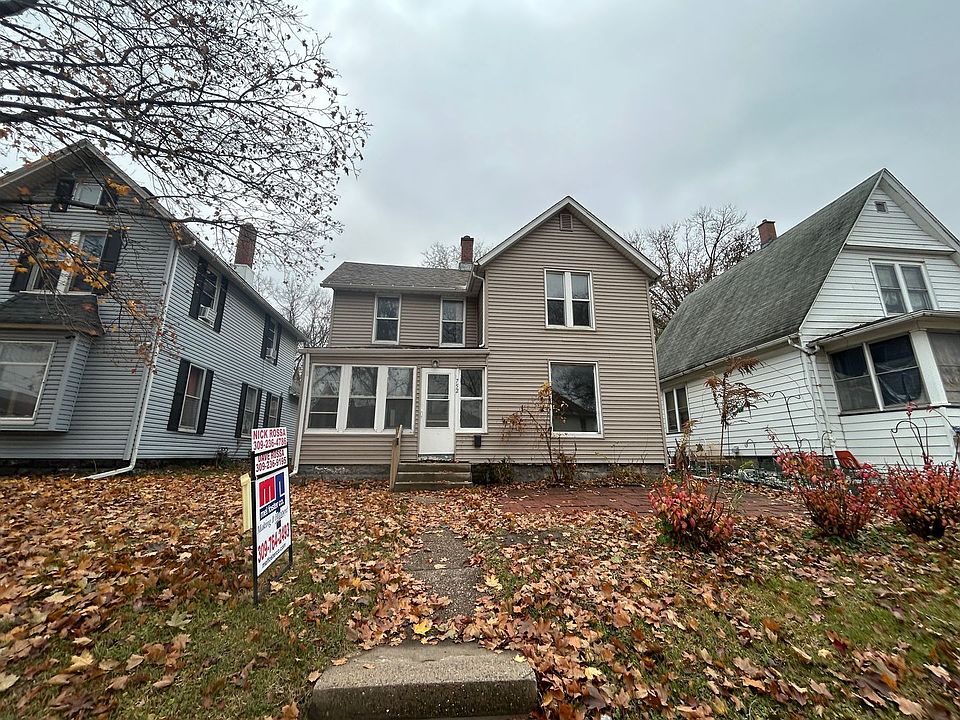 1st image of 752 17th Ave