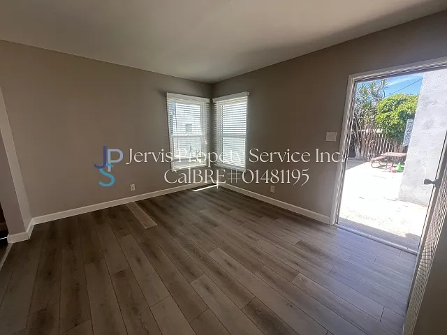 6042 Gallant St #1/2 — Photo 8