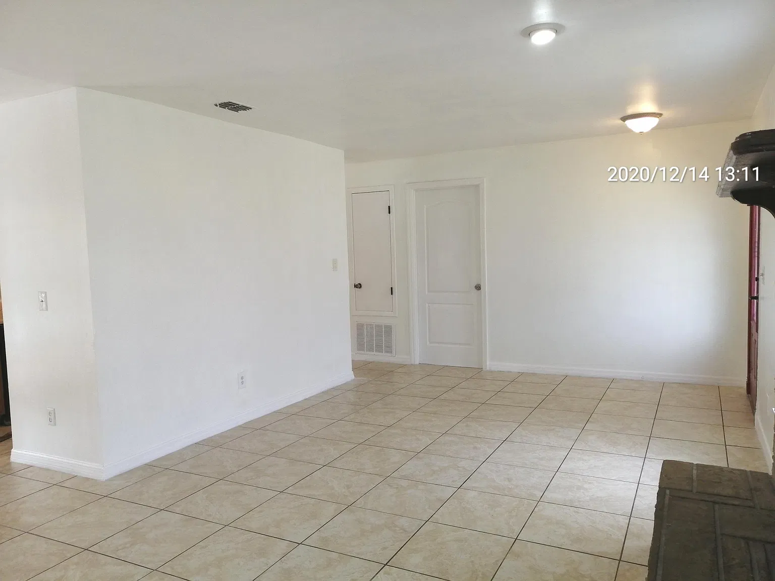 3 bed, 1346 sqft, $2,200 — Photo 3