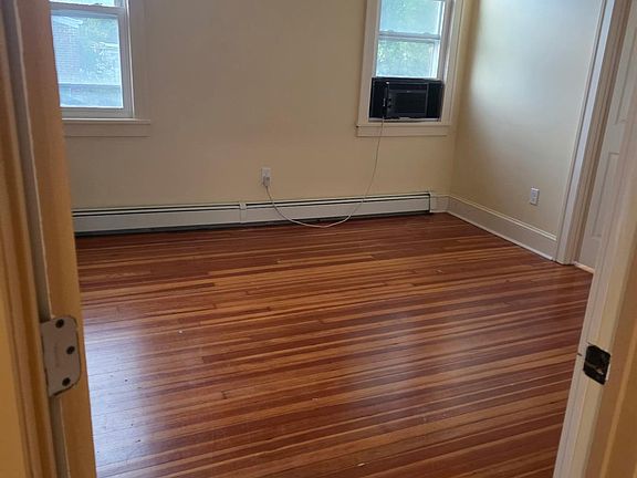 5th image of 206 Washington Ave