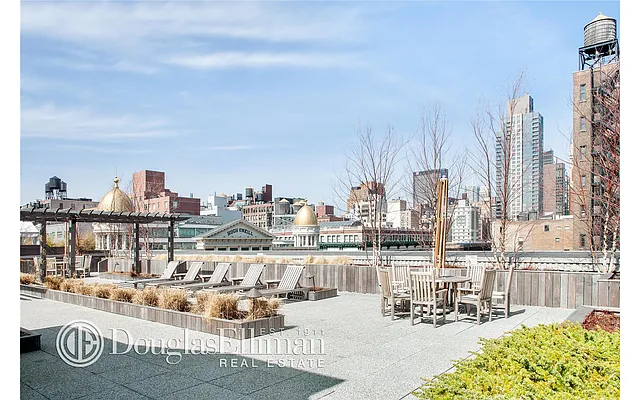 Rented by Douglas Elliman | media 23