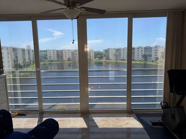 101 SE 3rd Ave APT 506, Dania Beach, FL 33004