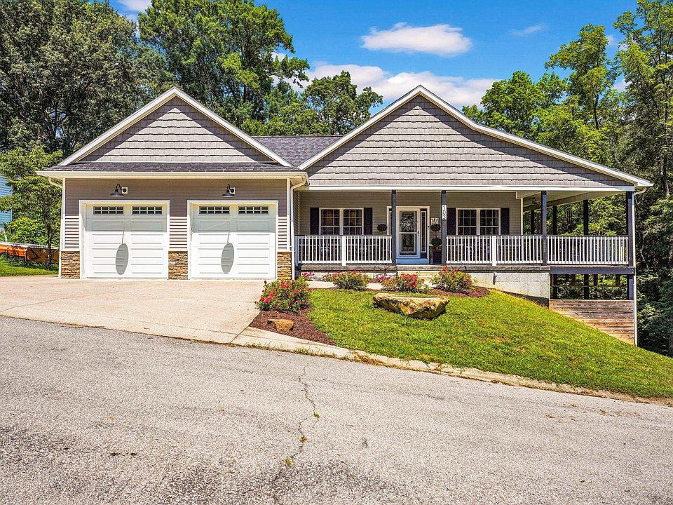 1st image of 103 Red Bud Ln