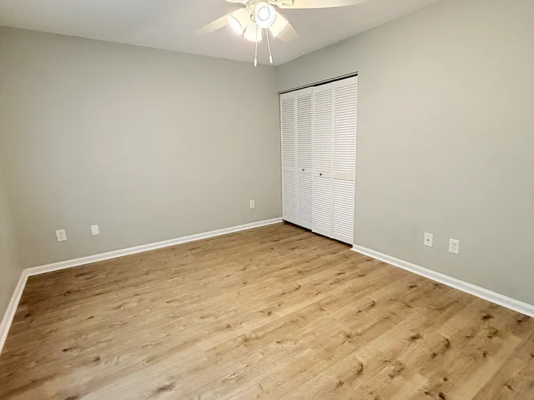 4 Coastal Ct #1 — Photo 15