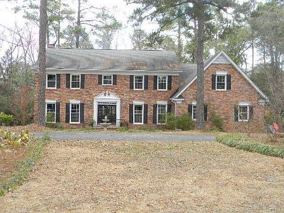 2nd image of 252 Southlake Rd
