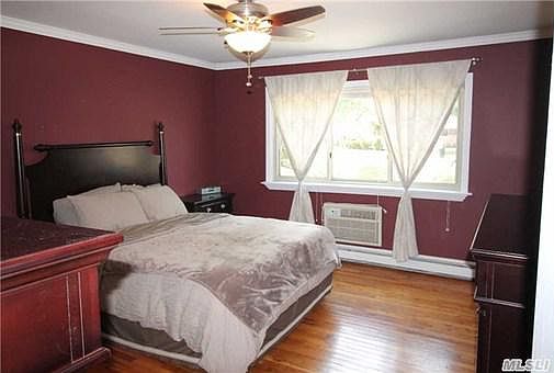 3rd image of 2449 Union Blvd APT 31a