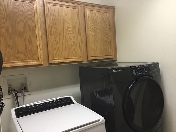 5th image of 2216 N Quail Lake Pl