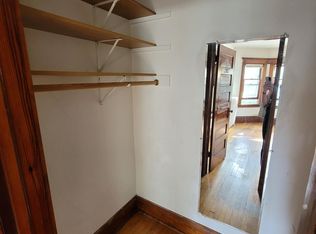 309 N Pinckney St ROOM 4, Madison, WI 53703