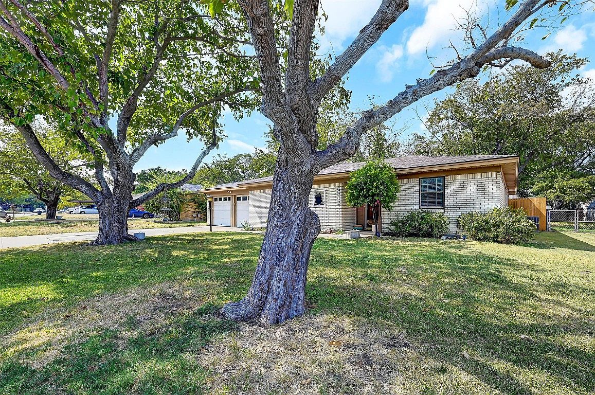 4413 Knowledge Dr, Haltom City, TX 76117 Zillow
