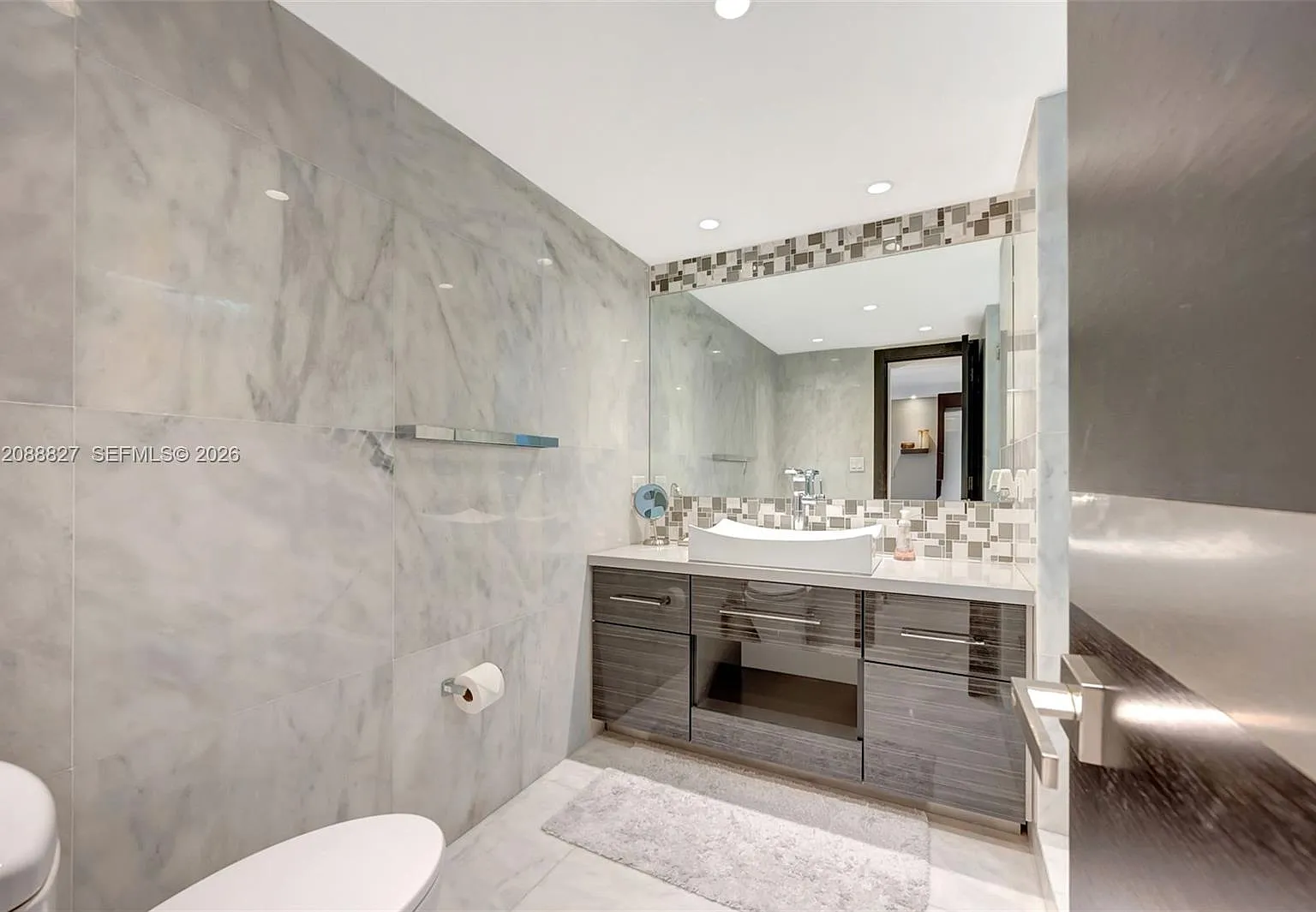 2 bed, 1230 sqft, $22,000 — Photo 2