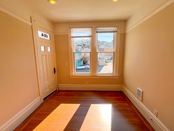2nd image of 124 Tiffany Ave #124