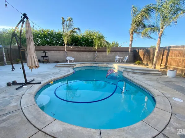 1860 Ironbark St, Wasco, CA 93280