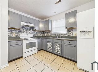 6233 E 11th St, Indianapolis, IN 46219