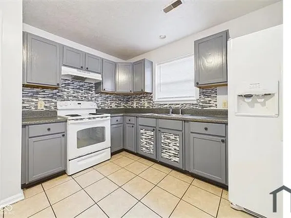 6233 E 11th St, Indianapolis, IN 46219