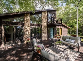 518 Parrish Rd, Honeoye Falls, NY 14472