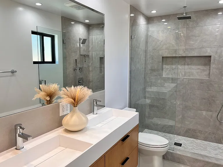 15531 Superior St — Photo 39