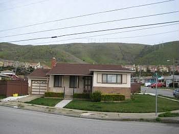 2nd image of 700 Hillside Blvd