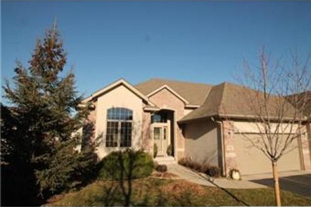 1st image of 11387 Hillcrest Dr N