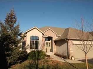 11387 Hillcrest Dr N, Champlin, MN 55316