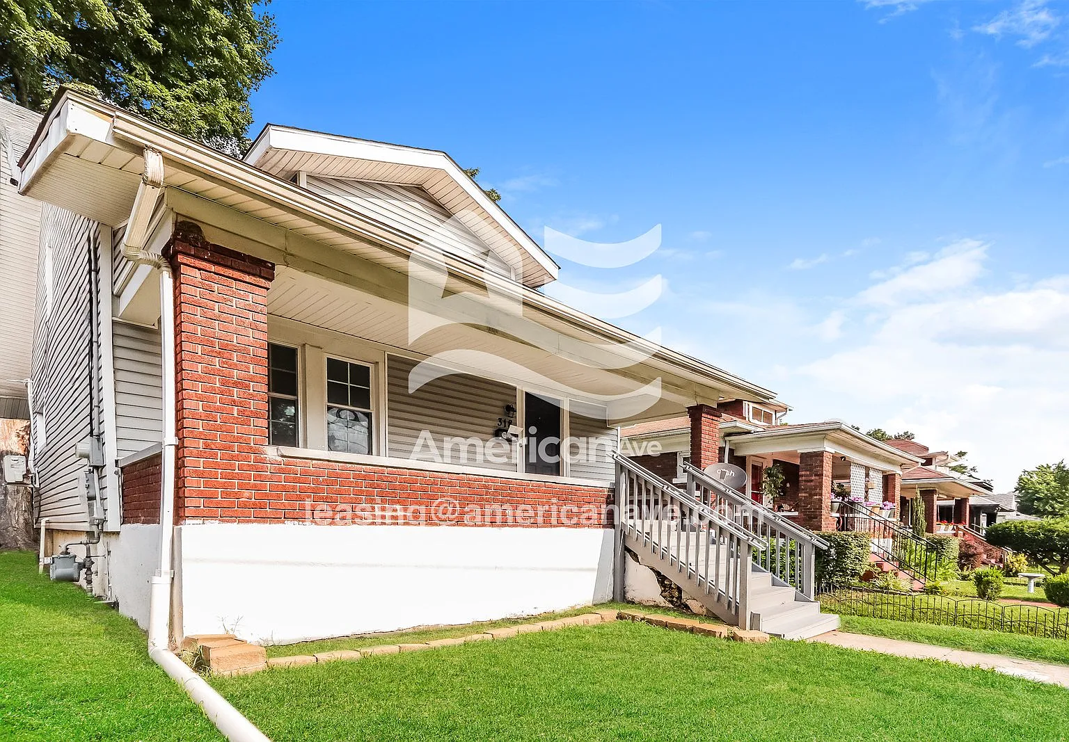 3 bed, 1.0 bath, 1225 sqft, $971 — Photo 2