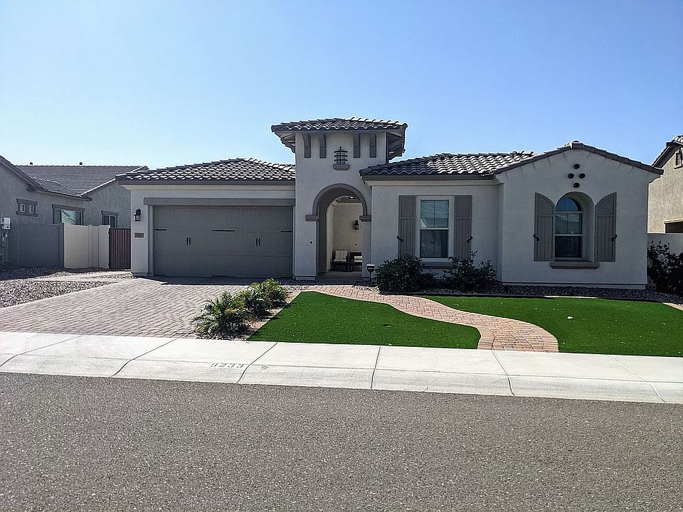 1st image of 9233 W Robin Ln