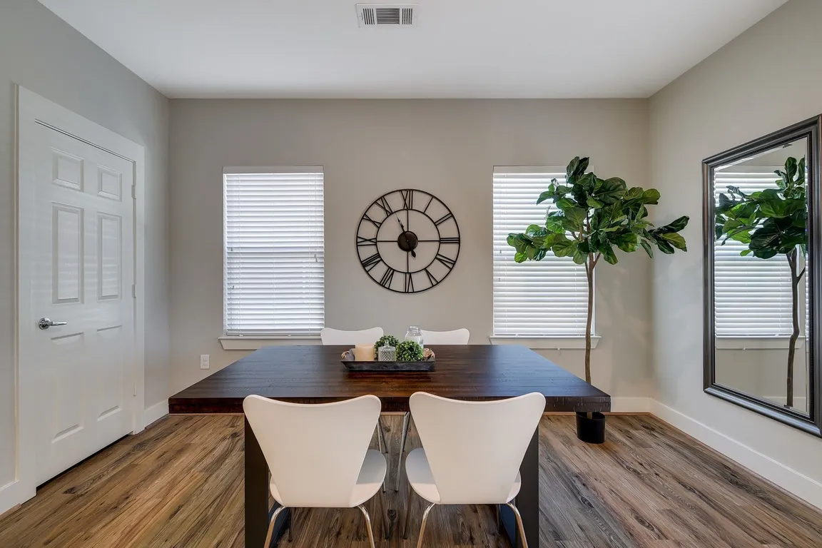 Regal Parc apartments community photo