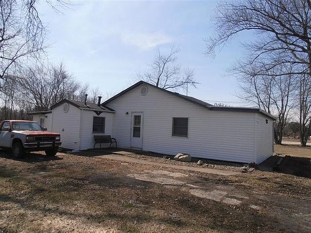 1st image of 9603 W 109th Ave