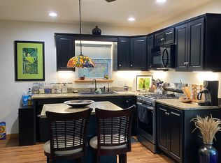 8512B Tanglewood Rd, Rogers, AR 72756