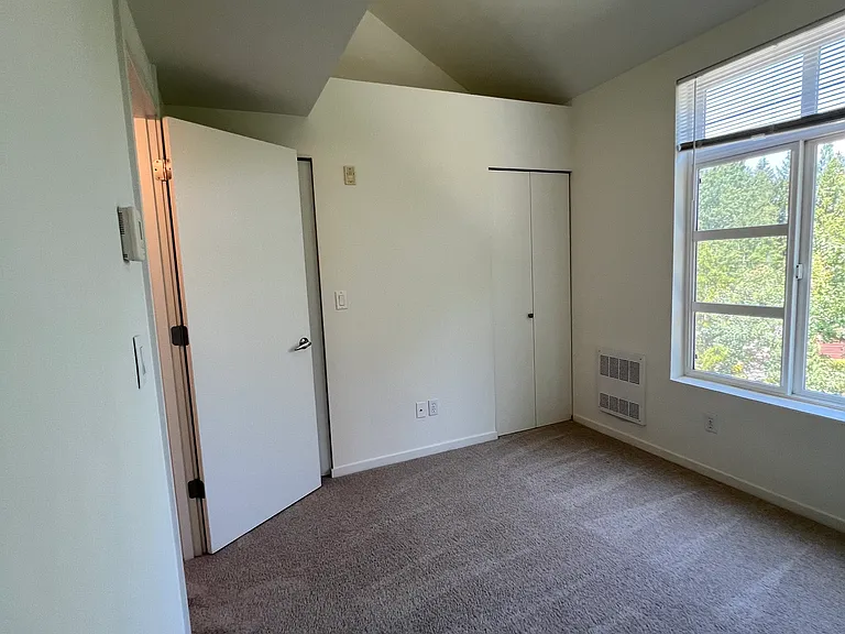 15212 NE 81st Way — Photo 19