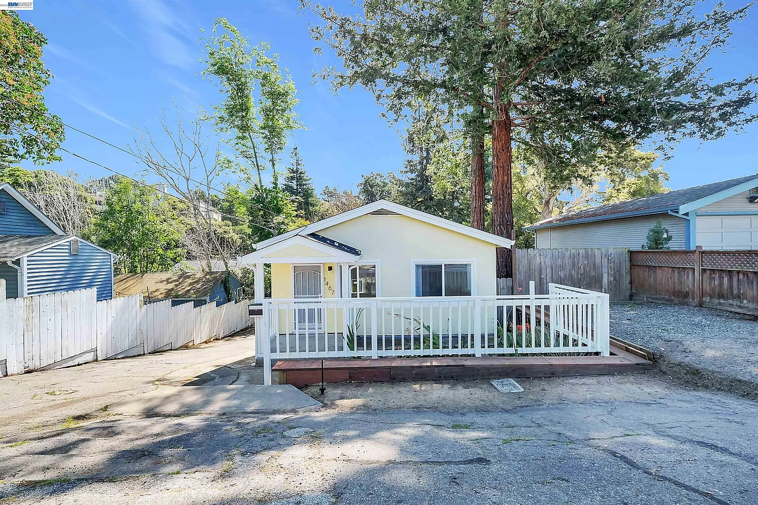 1467 Clay St photo 1