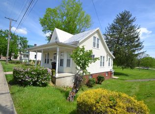 20 S 2nd St, Ripley, OH 45167