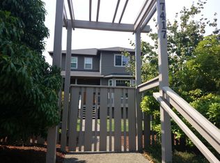 7417 California Ave SW, Seattle, WA 98136