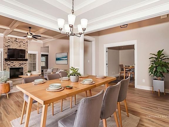 5th image of 205 Emberwood Way