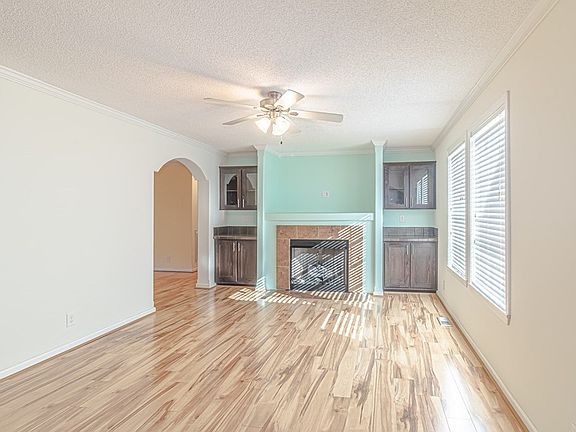 2nd image of 447 Coan Harbour Dr