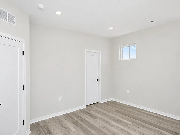 42126 Hazel Grove Ter — Photo 37