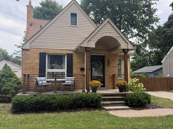 347 S Marias Ave, Clawson, MI 48017