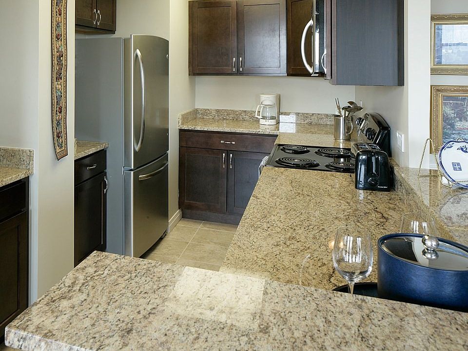 1st image of 2000 N Lincoln Park W #1010
