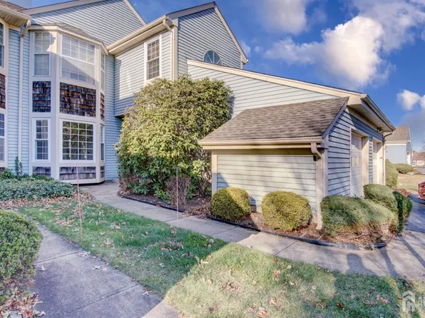 25 James Buchanan Dr #A, Monroe Township, NJ 08831