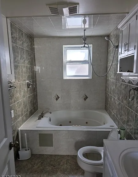 929 Adams Ave — Photo 15