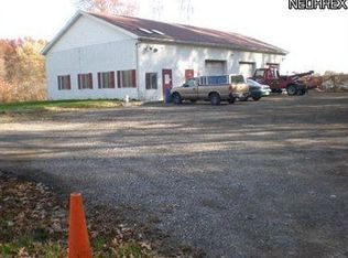 7223 Stearns Rd, Olmsted Falls, OH 44138