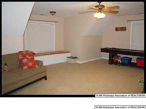 5th image of 3441 Woodland Trce N