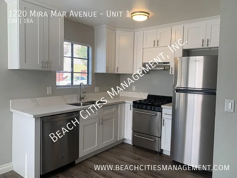 1220 Mira Mar Ave #1 — Photo 10
