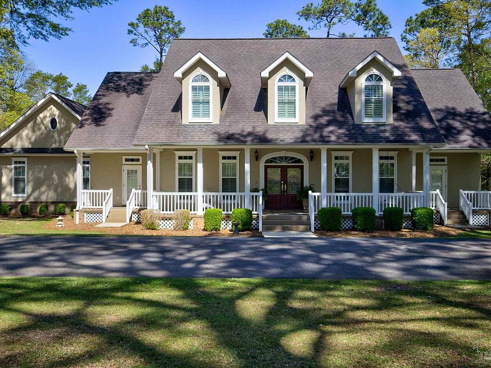 1st image of 300 1/2 Brookwood Dr
