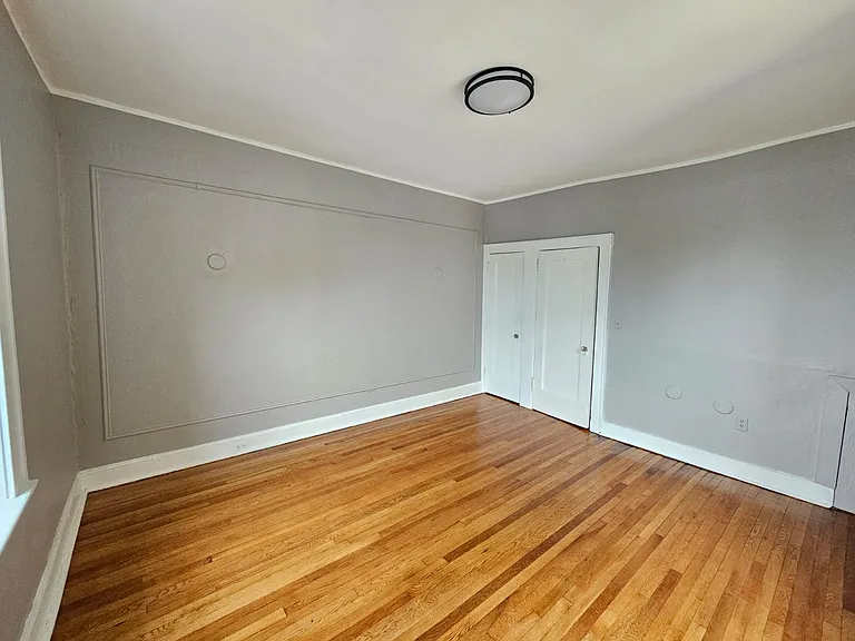 350 Elmora Ave #F — Photo 12
