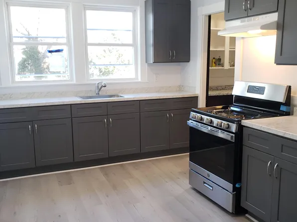 654 Western Ave Floor 3, Lynn, MA 01905