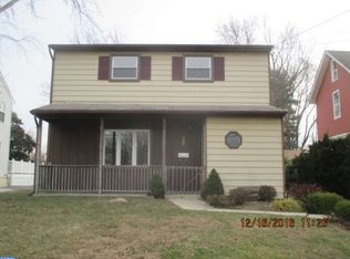 500 Bell Rd, Mount Ephraim, NJ 08059