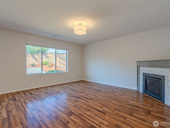4th image of 2906 S Cherry Grove Way