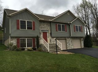 126 Crystal Dr, Indiana, PA 15701