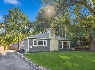 619 S Dorchester Ave, Wheaton, IL 60187